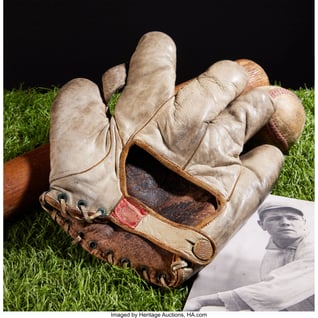 Babe Ruth glove-1